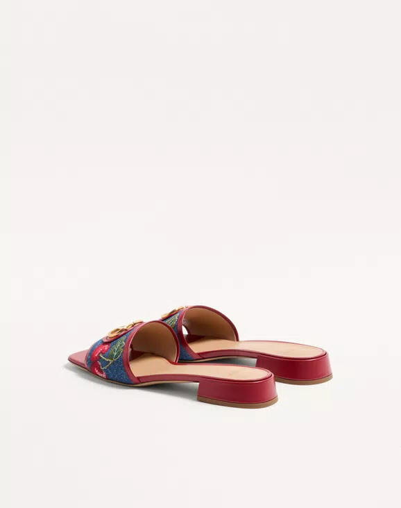 Valentino Vlogo Signature Denim Slide Sandal With Cherryfic Embroidery 20Mm - Image 4